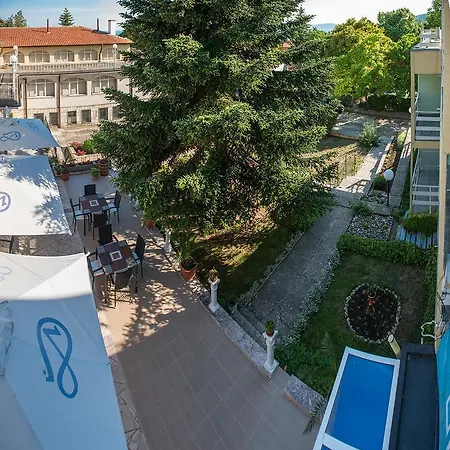 Diamond Hotel