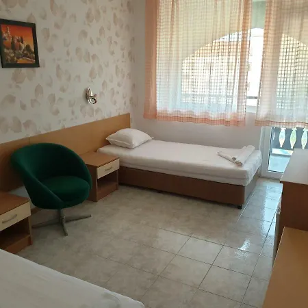 Diamond Hotell 3*